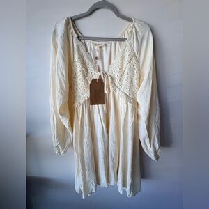 Maternity Cream Lace Sleeve Dress